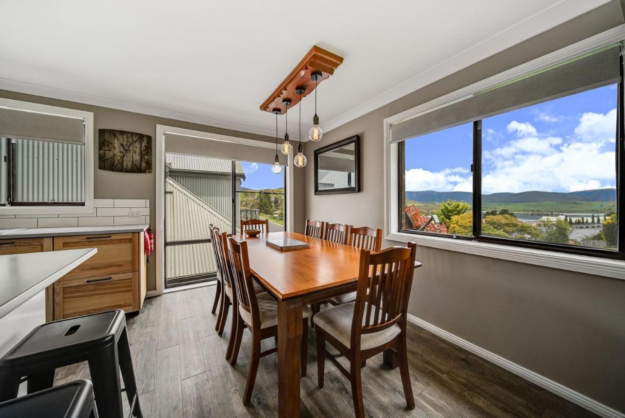 Petersdorf 2 - Modern 2Br Townhouse L Wifi L Mountain Views Villa Jindabyne Bagian luar foto